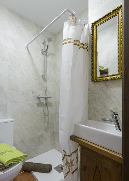 Paloma Guest House Anso Exterior photo